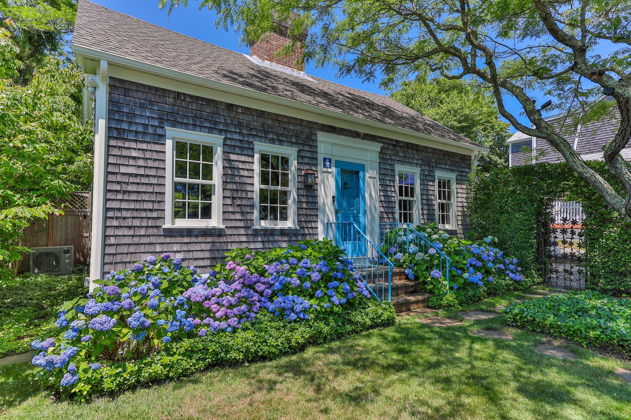 260 Bradford Street Provincetown MA 02657