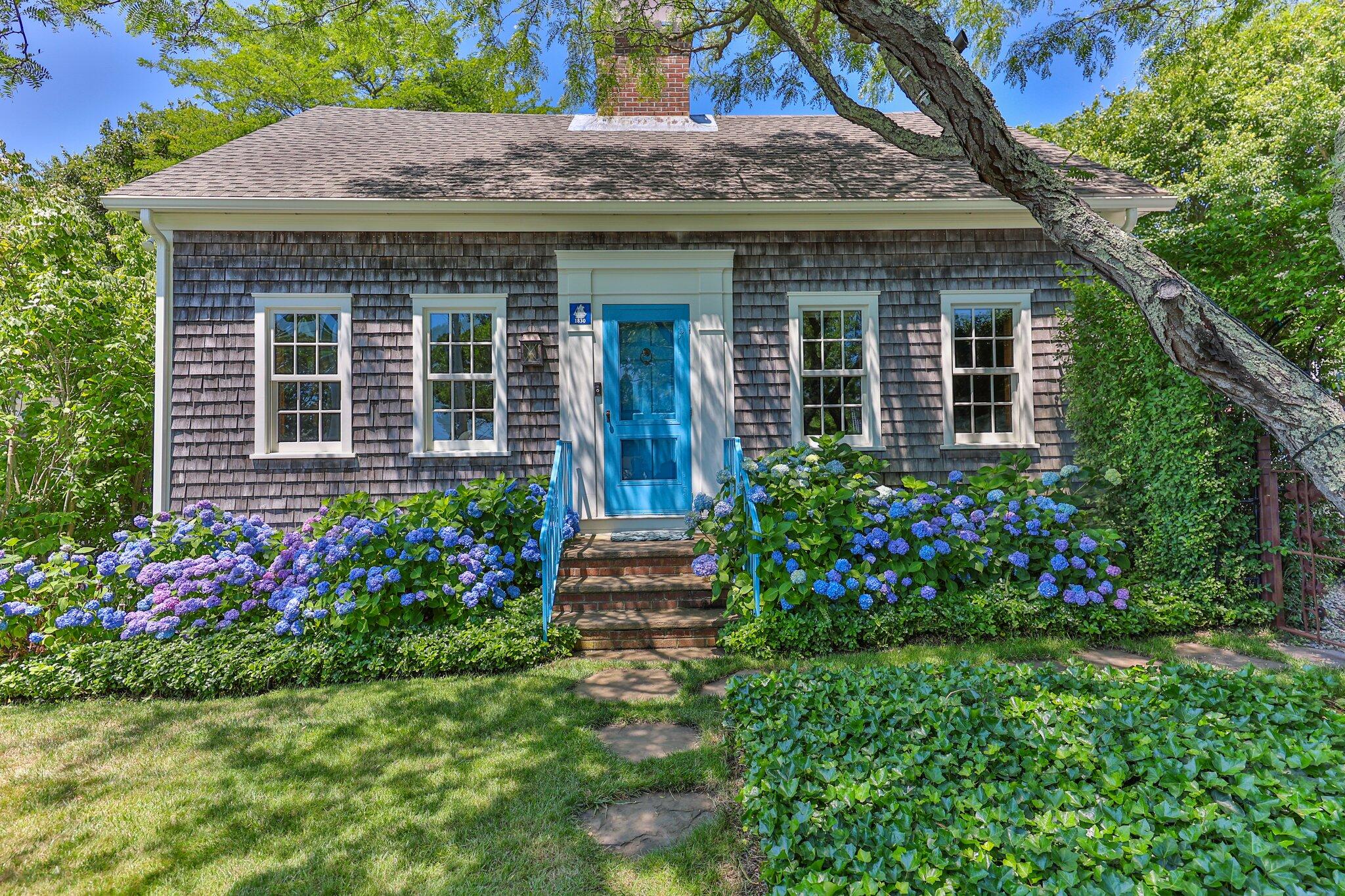 260 Bradford Street Provincetown MA 02657