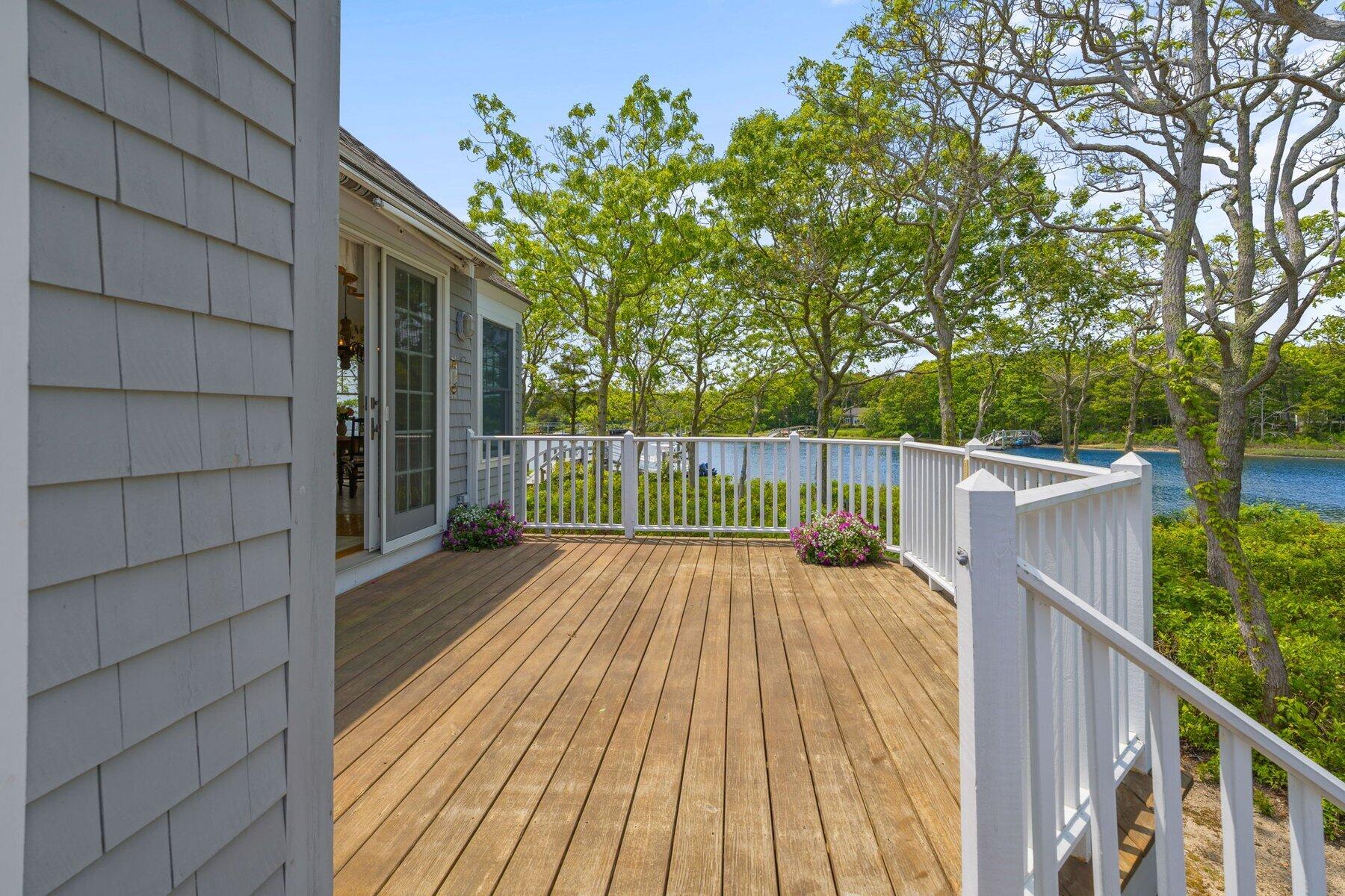 37 Keel Way Mashpee MA 02649