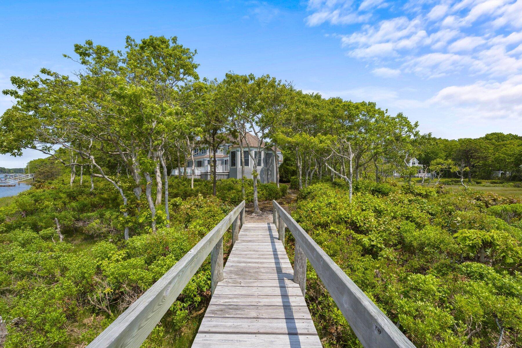 37 Keel Way Mashpee MA 02649