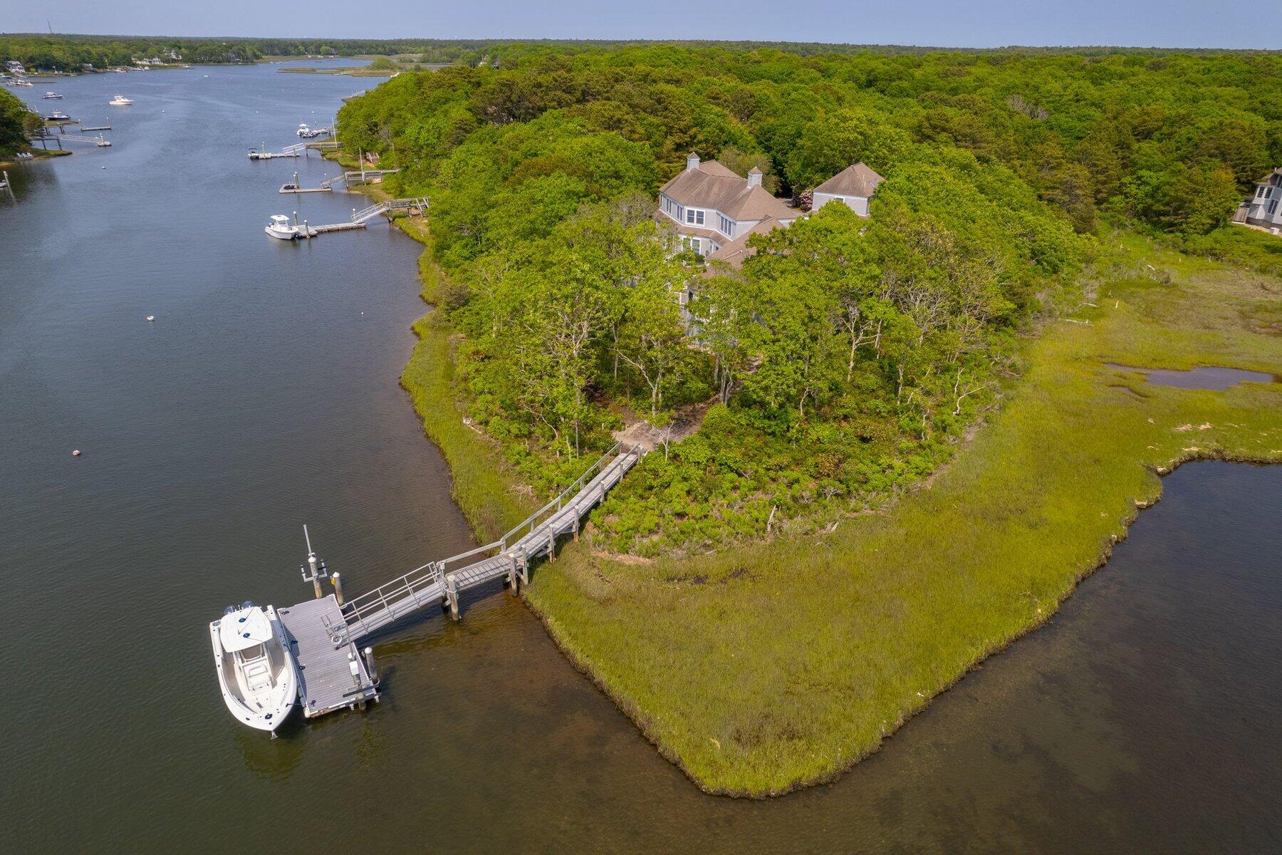 37 Keel Way Mashpee MA 02649