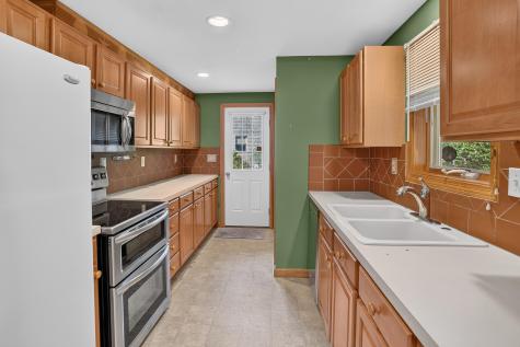 7 Fawndale Road Vineyard Haven MA 02568