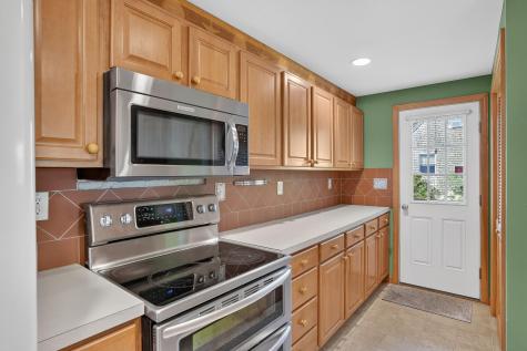7 Fawndale Road Vineyard Haven MA 02568