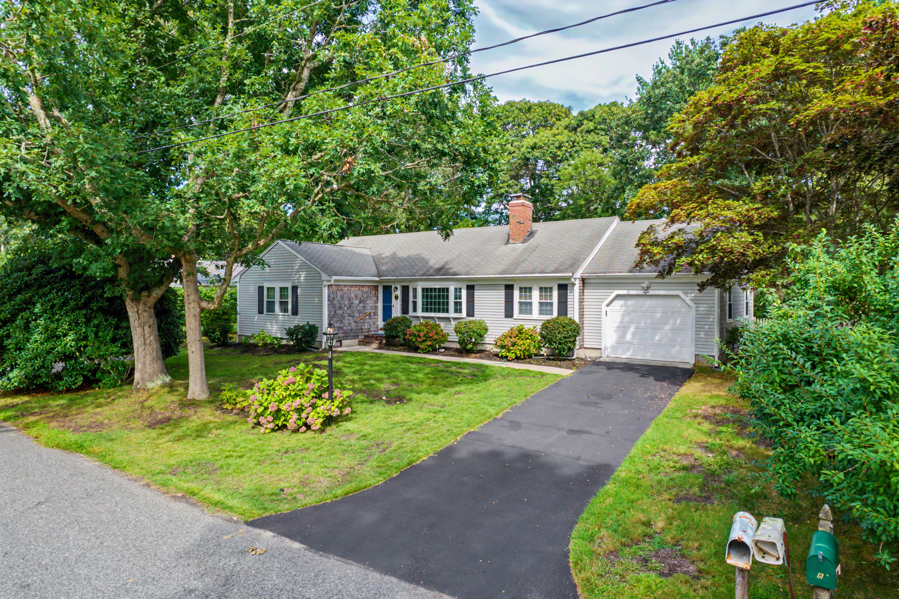 8 Gold Finch Lane East Dennis MA 02660