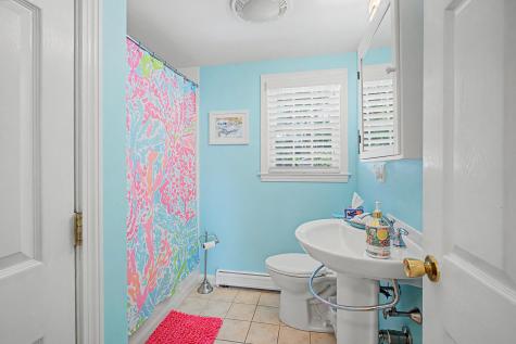 8 Gold Finch Lane East Dennis MA 02660