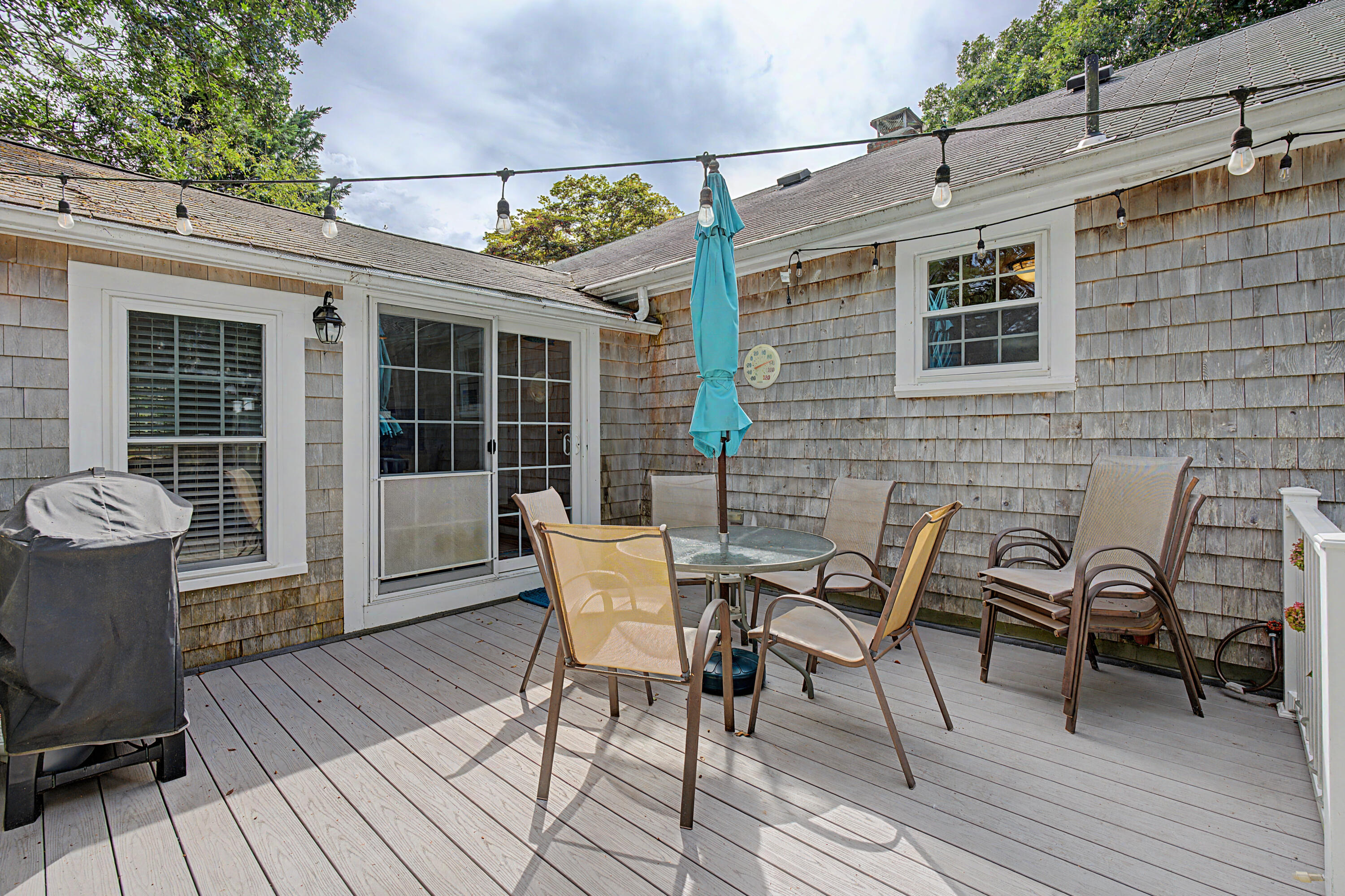 8 Gold Finch Lane East Dennis MA 02660