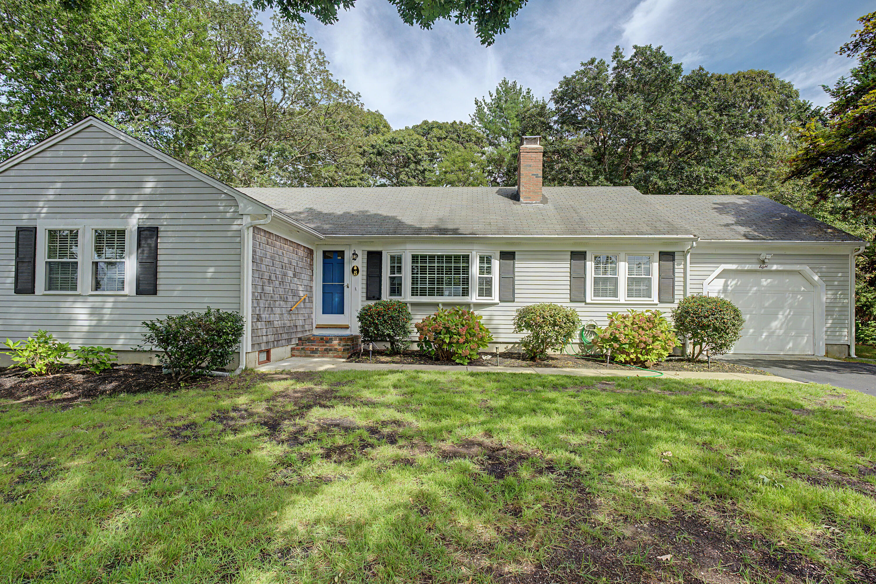 8 Gold Finch Lane East Dennis MA 02660
