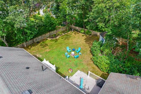 8 Gold Finch Lane East Dennis MA 02660