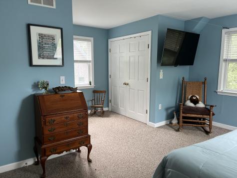 323 County Road Oak Bluffs MA 02557