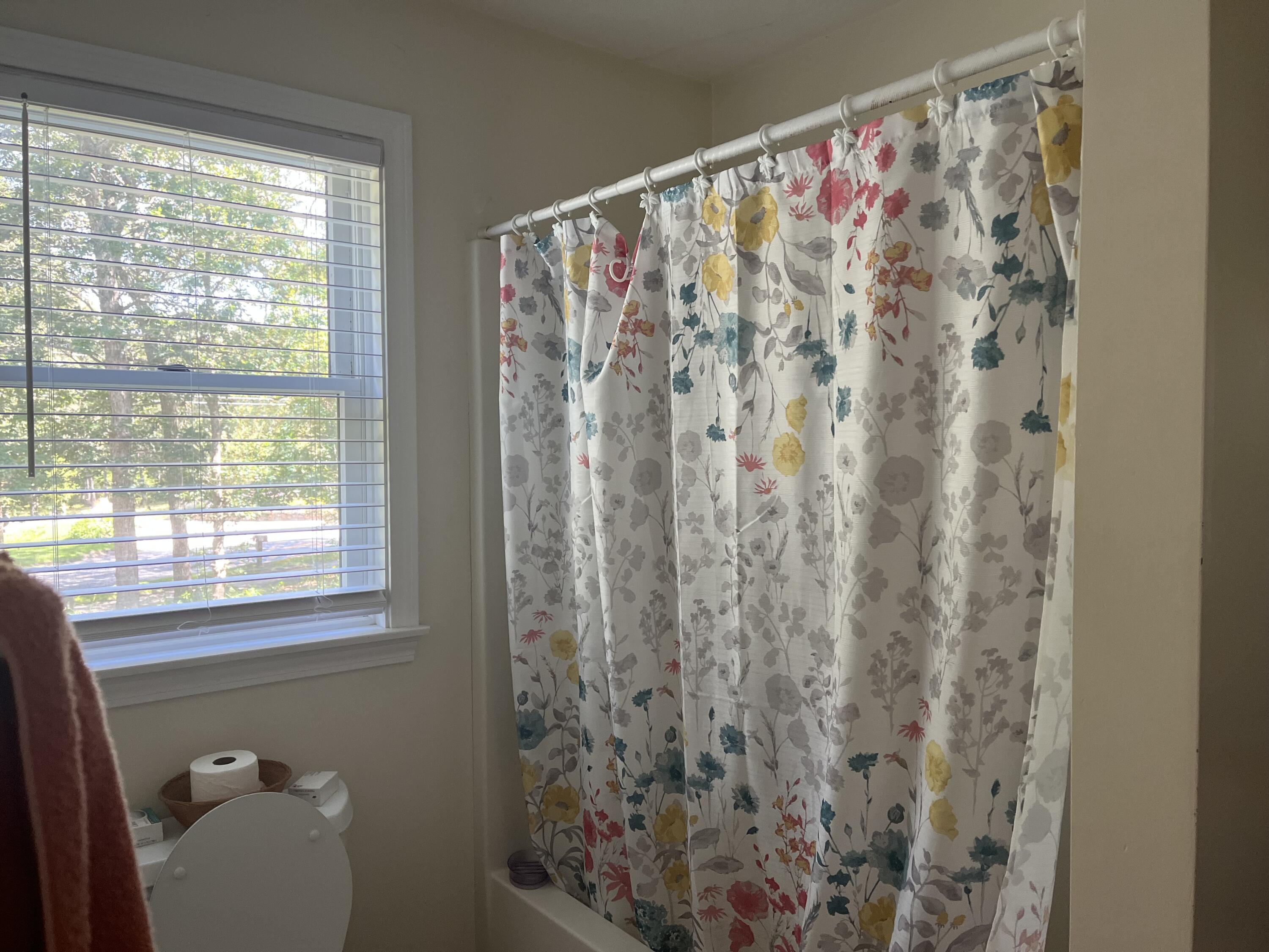 323 County Road Oak Bluffs MA 02557