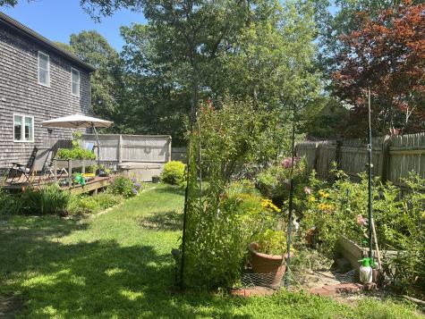 323 County Road Oak Bluffs MA 02557
