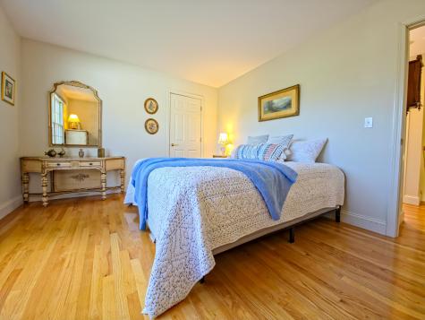 4 Mainstay Lane Bourne MA 02532