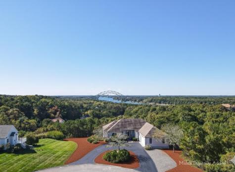 4 Mainstay Lane Bourne MA 02532