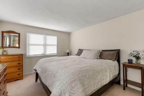 111 Fifth Avenue West Hyannisport MA 02672