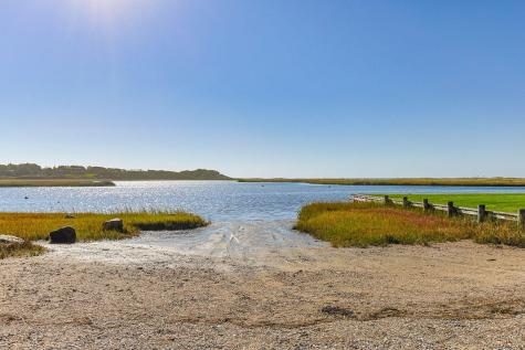 111 Fifth Avenue West Hyannisport MA 02672