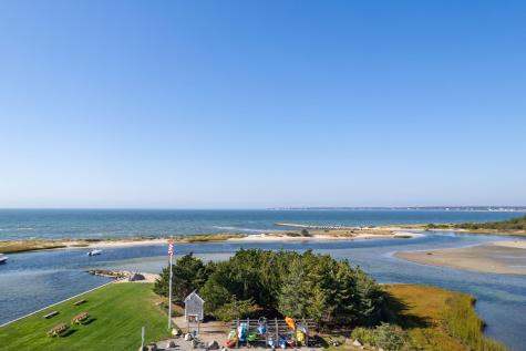 111 Fifth Avenue West Hyannisport MA 02672