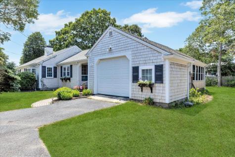 74 Captain York Road MA 02675
