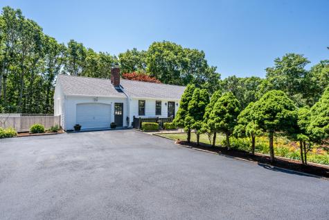 6 Emerald Way Sandwich MA 02644