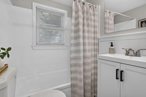 6 Handy Road Pocasset MA 02559