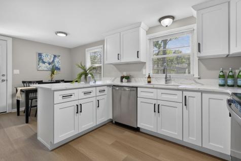 6 Handy Road Pocasset MA 02559