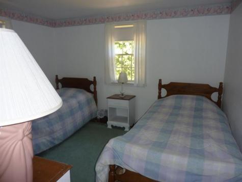 21 Seascape Lane West Dennis MA 02670