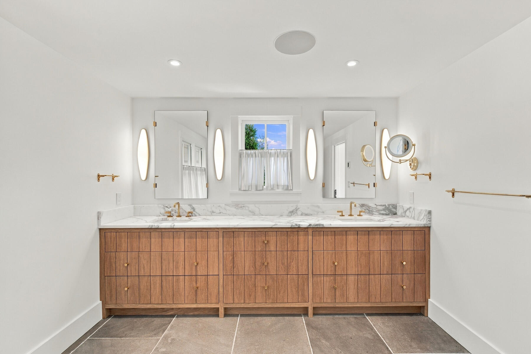 54 Buckley Road West Dennis MA 02670