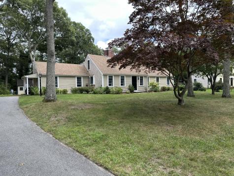 76 Blackthorn Road Marstons Mills MA 02648