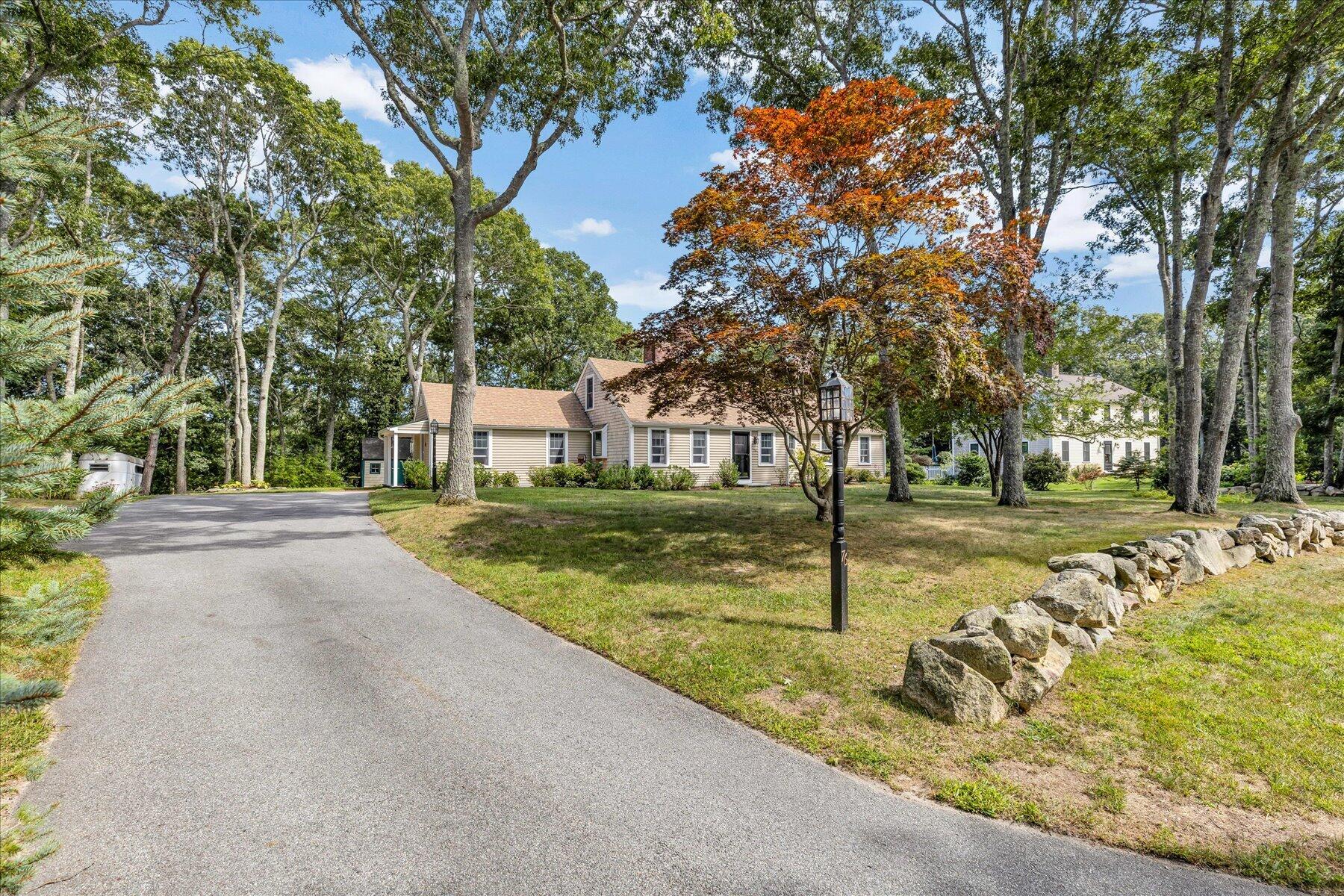 76 Blackthorn Road Marstons Mills MA 02648