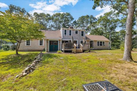 76 Blackthorn Road Marstons Mills MA 02648