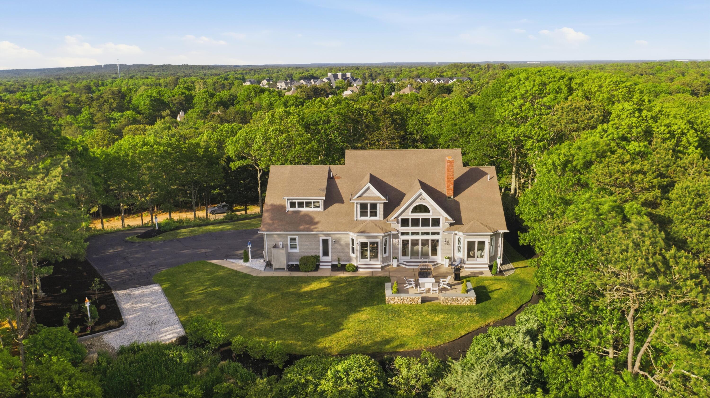 38 Equestrian Lane Falmouth MA 02536