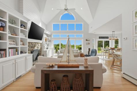 38 Equestrian Lane Falmouth MA 02536