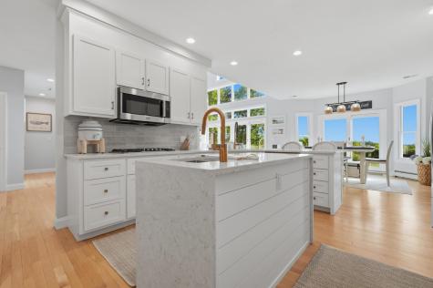 38 Equestrian Lane Falmouth MA 02536