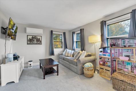 19 Mimosa Circle Plymouth MA 02360