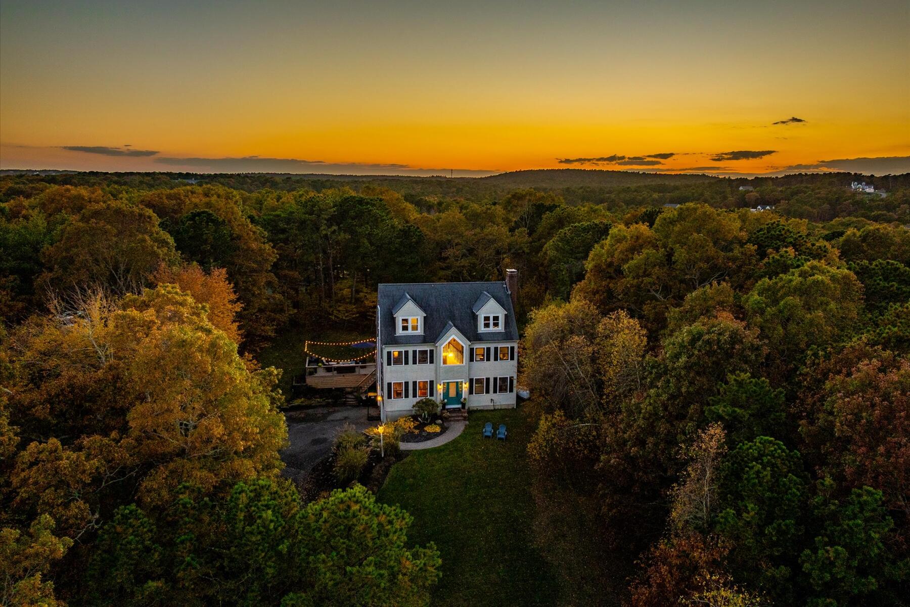 19 Mimosa Circle Plymouth MA 02360