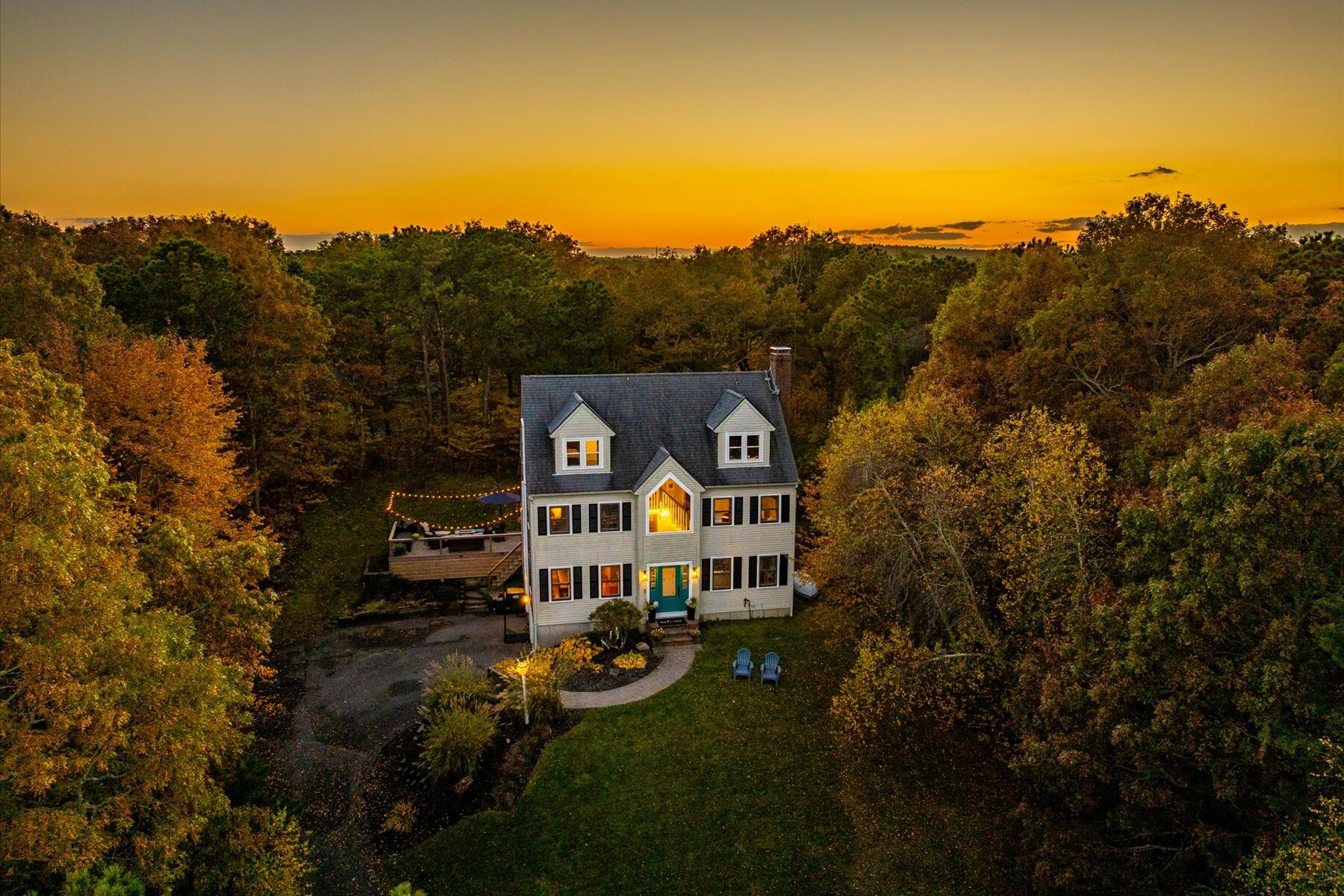 19 Mimosa Circle Plymouth MA 02360