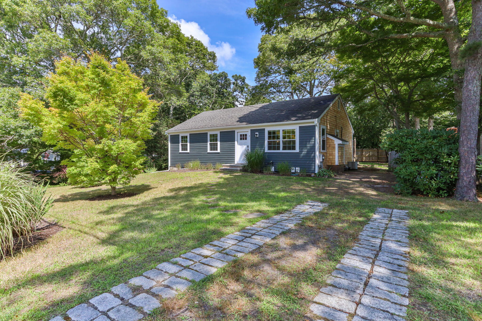7 Elliot Way Harwich MA 02645