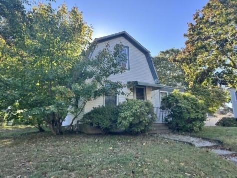 76 Walker Street Falmouth MA 02540
