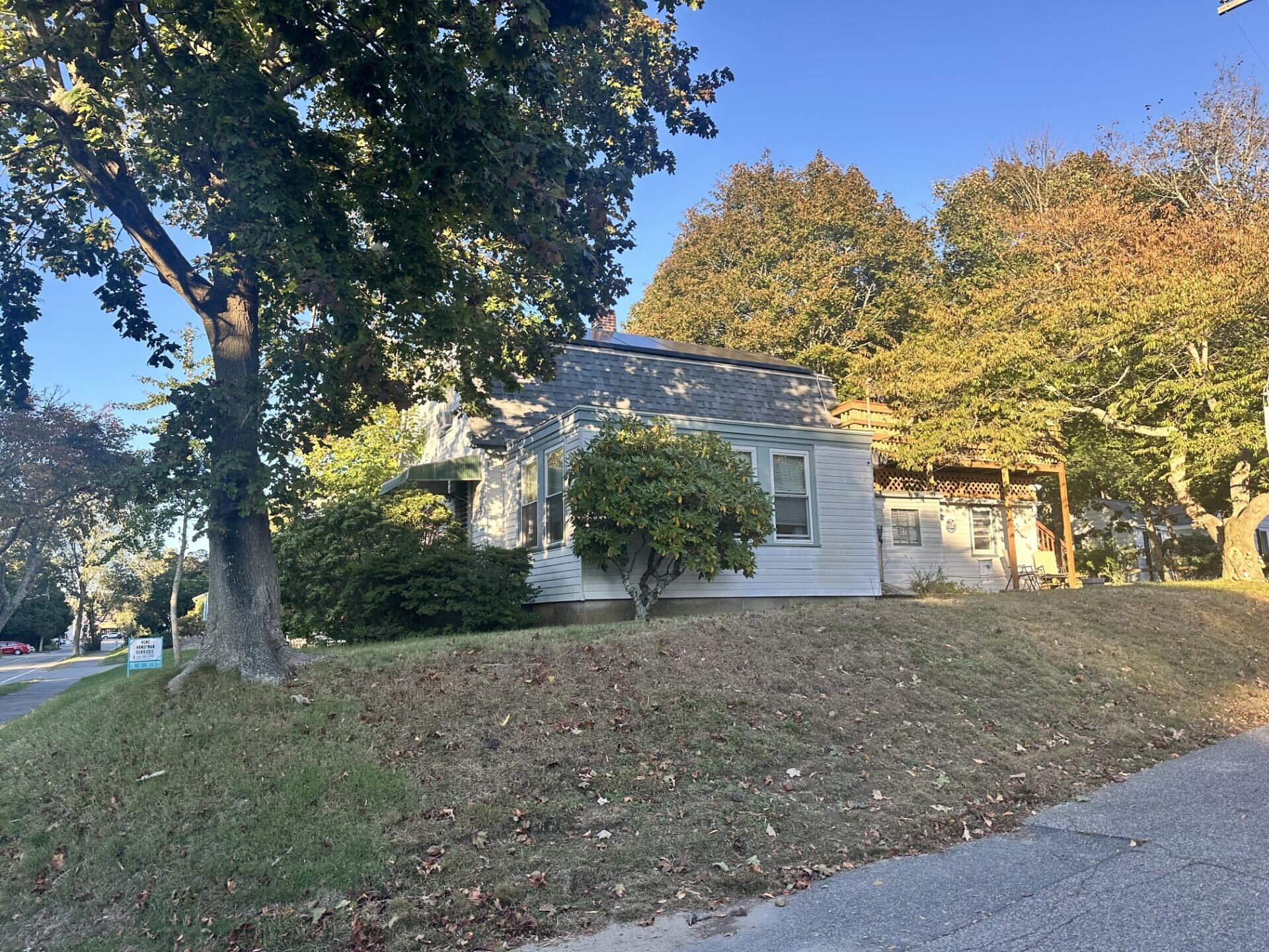 76 Walker Street Falmouth MA 02540
