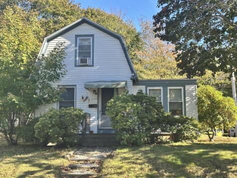 76 Walker Street Falmouth MA 02540