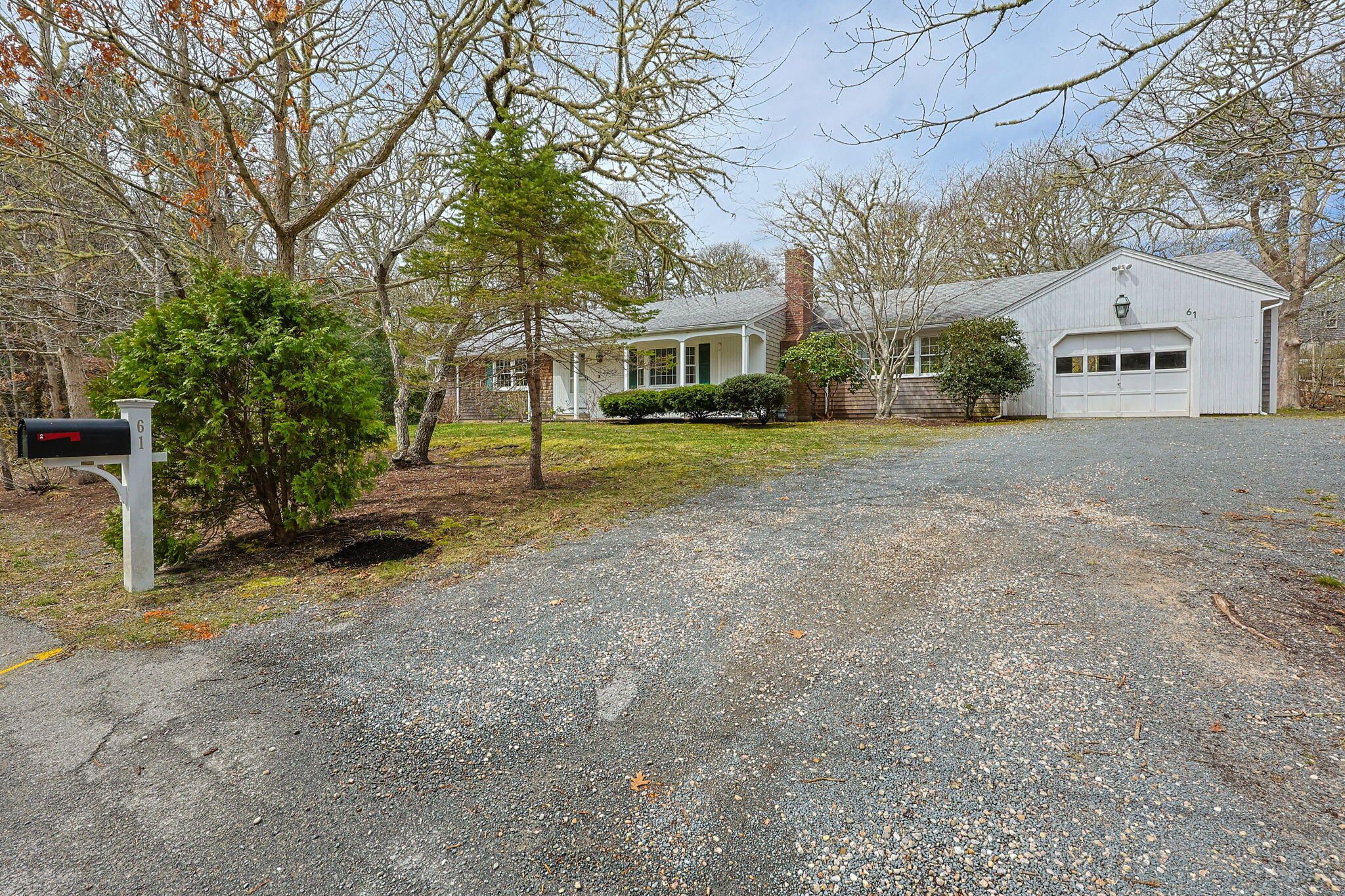 61 Oak Hill Road