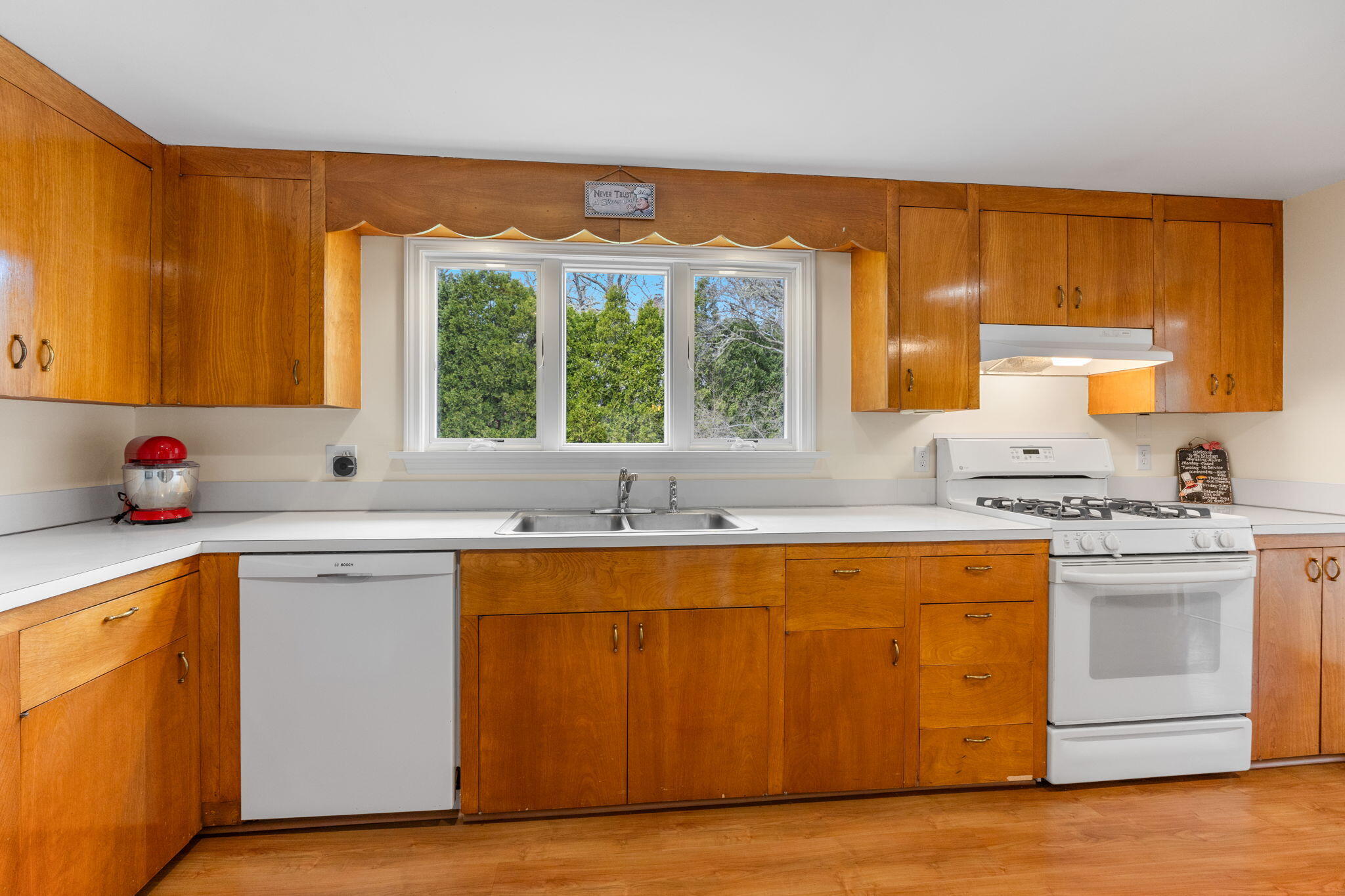 61 Oak Hill Road Chatham MA 02633