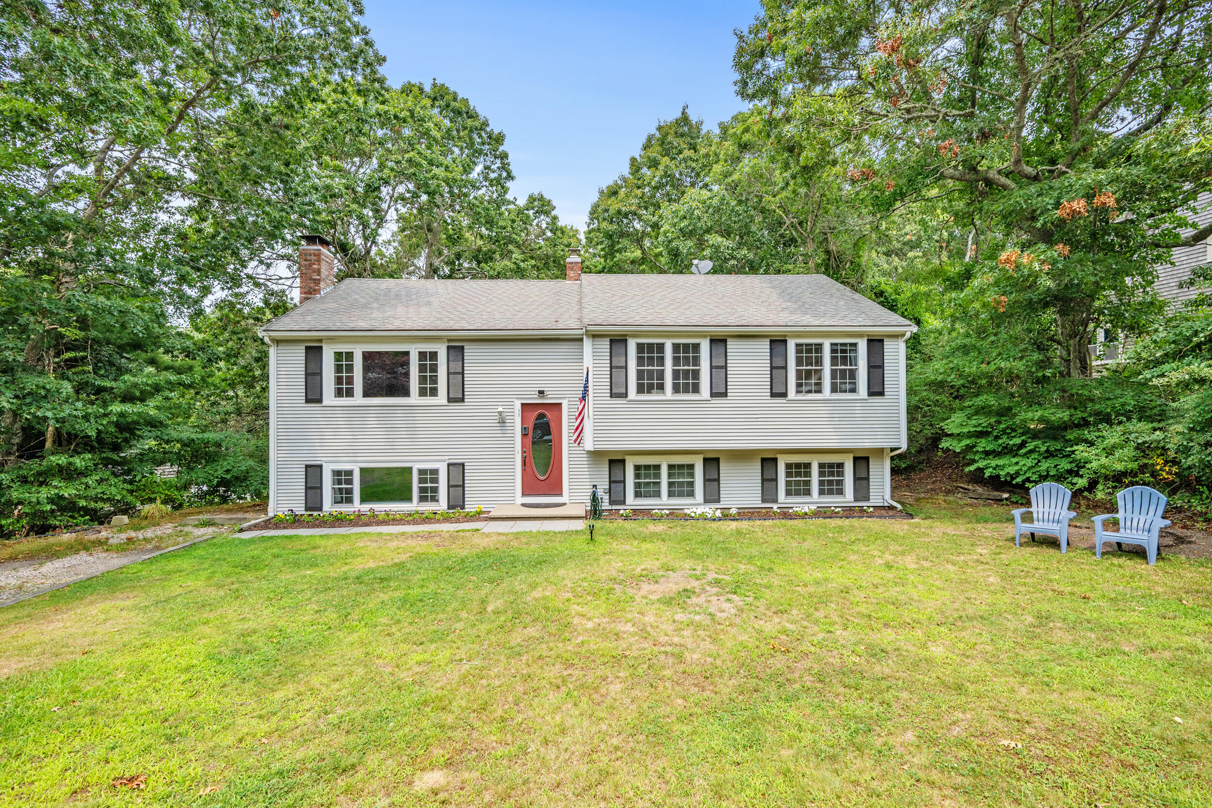 17 Colony Avenue Bourne MA 02532
