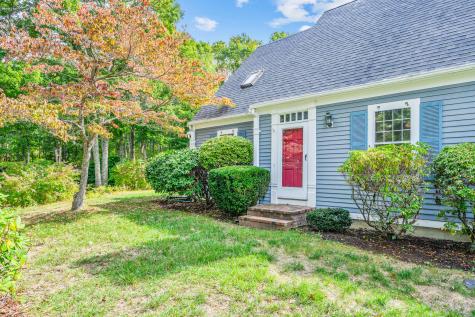 9 Crestview Drive Extension Sandwich MA 02563