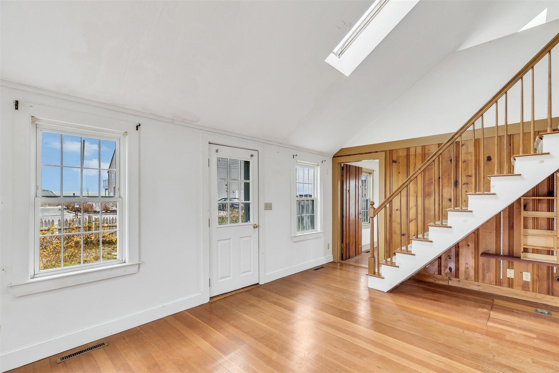 2 Freeman Avenue Sandwich MA 02563