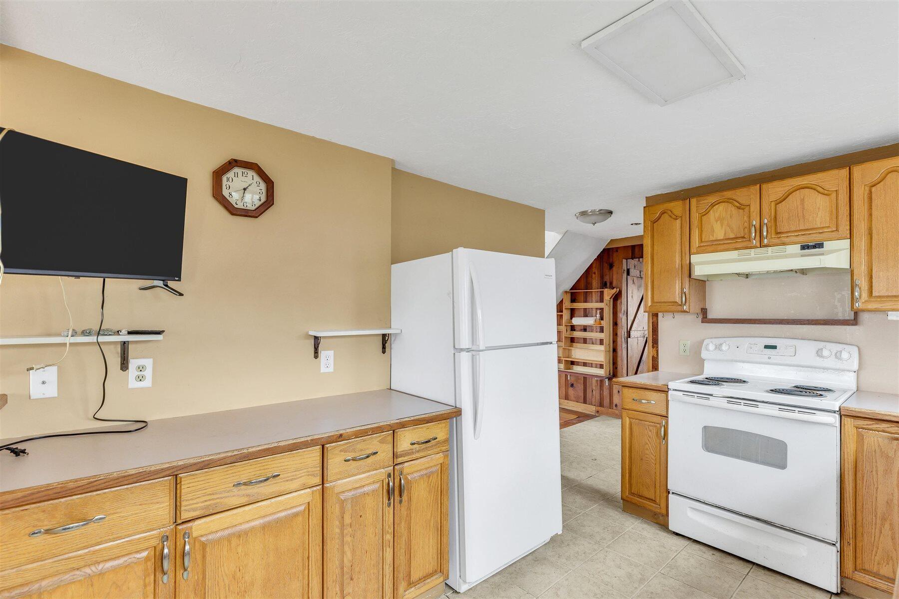 2 Freeman Avenue Sandwich MA 02563