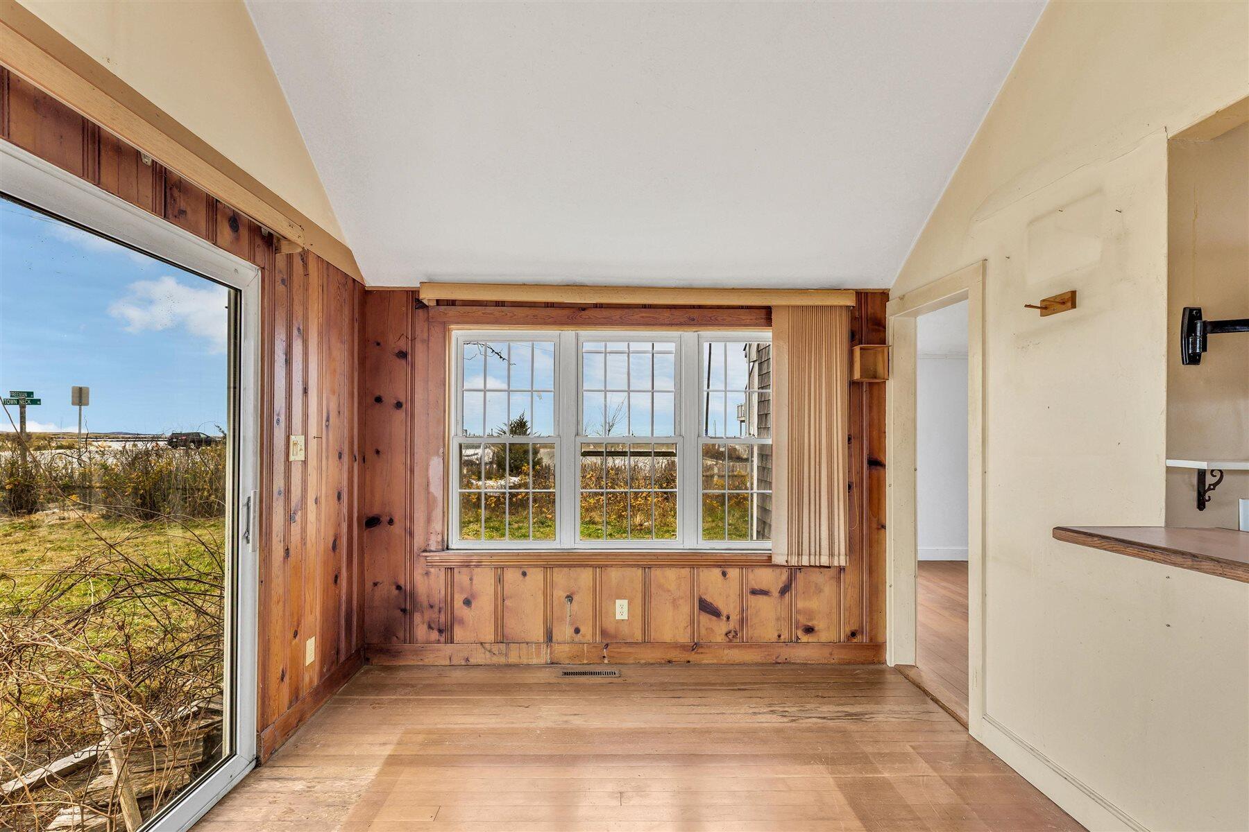 2 Freeman Avenue Sandwich MA 02563