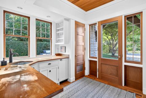 850 Sea View Avenue Barnstable MA 02655