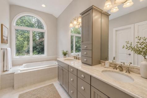 46 Southview Way East Falmouth MA 02536