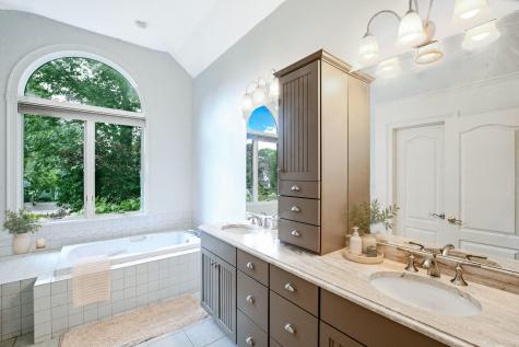 46 Southview Way East Falmouth MA 02536