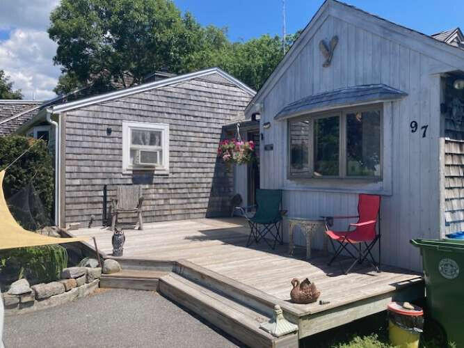 97 Prince Henry Drive Teaticket MA 02536